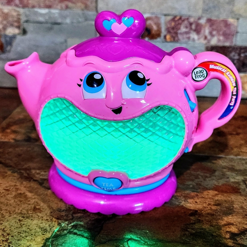 Leapfrog Pink Teacup Toy • Musical Rainbow TeaParty Tea Pot • Pot Lights Up